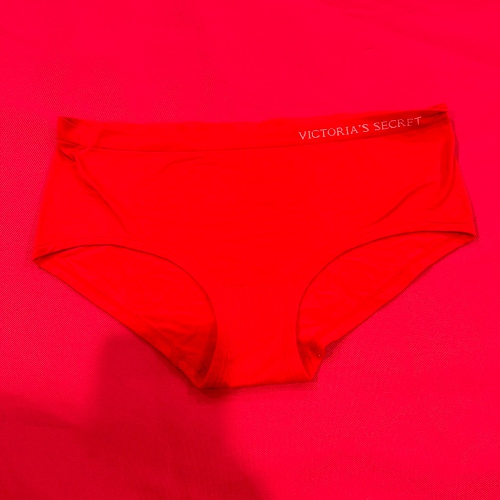VS Red panty size Medium
